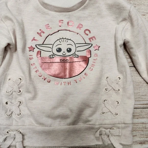 Star‎ Wars Baby Yoda Grogu Sweatshirt - Picture 2 of 5